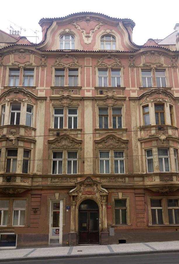 Apartment In The Heart Of Prague Exterior photo